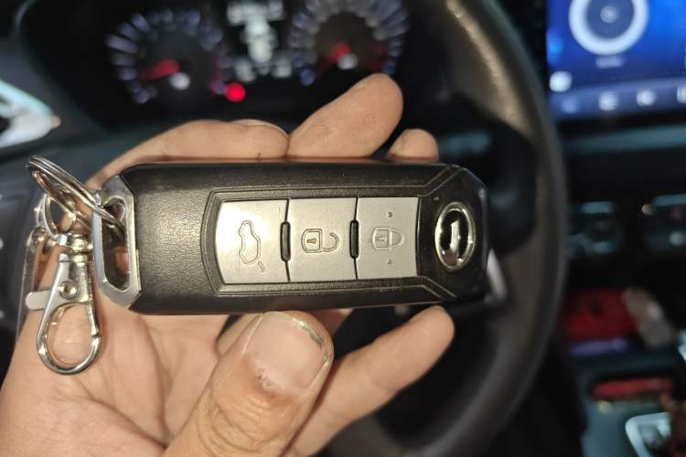 Used GAC Trumpchi GS4 2017 235T Automatic Two-Wheel Drive Elite Edition Vehicle Key