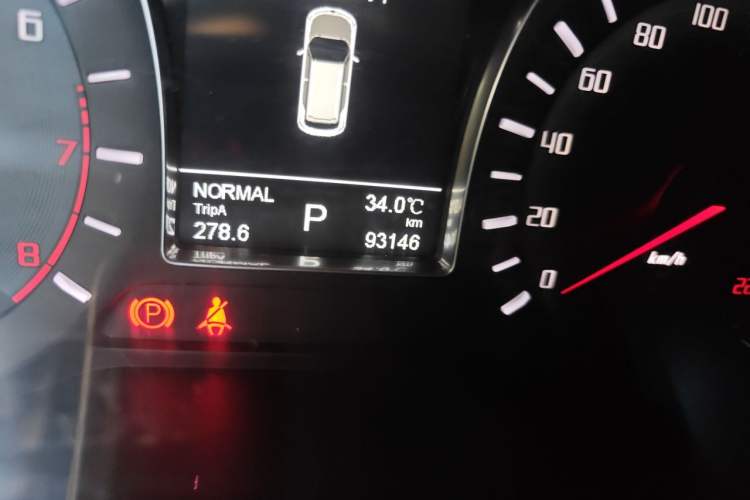 Used GAC Trumpchi GS4 2017 235T Automatic Two-Wheel Drive Luxury Smart Connectivity Version Odometer Close Up