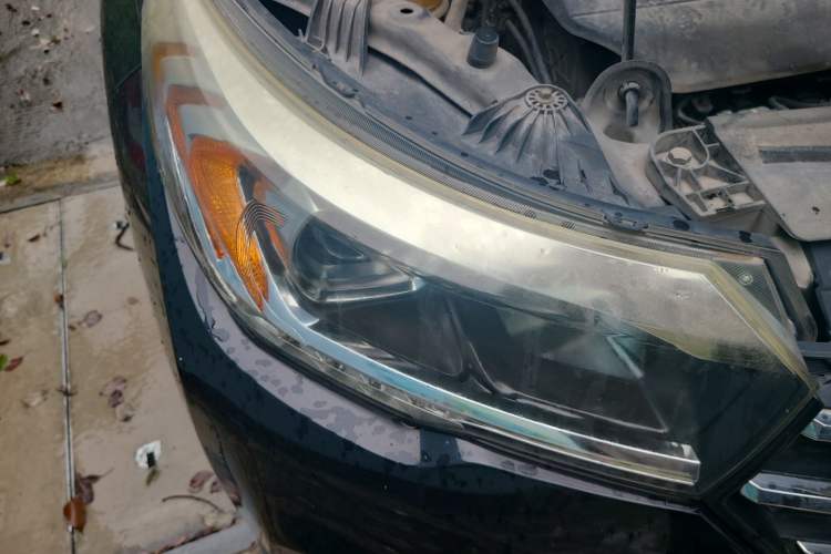 Used GAC Trumpchi GS4 2017 235T Automatic Two-Wheel Drive Elite Edition Right Front Headlight