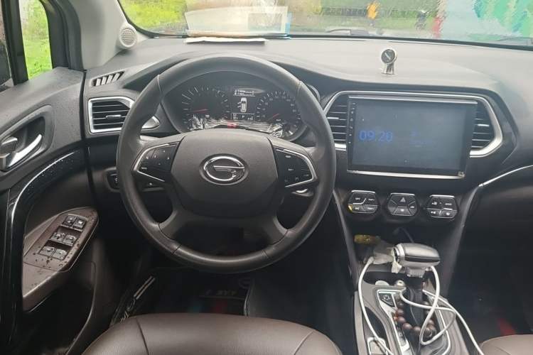 Used GAC Trumpchi GS4 2017 235T Automatic Two-Wheel Drive Elite Edition Steering Wheel