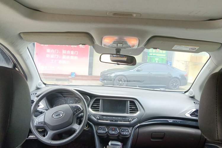Used GAC Trumpchi GS4 2017 235T Automatic Two-Wheel Drive Luxury Smart Connectivity Version Headliner