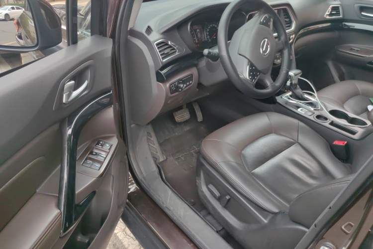 Used GAC Trumpchi GS4 2017 235T Automatic Two-Wheel Drive Luxury Smart Connectivity Version Driver Seat
