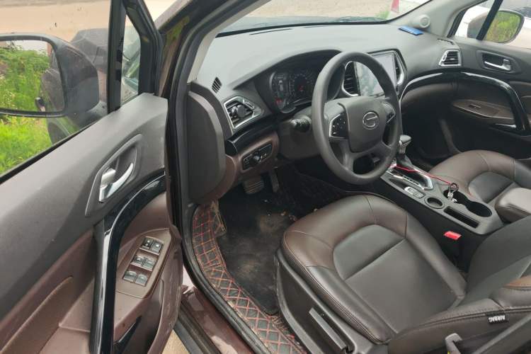 Used GAC Trumpchi GS4 2017 235T Automatic Two-Wheel Drive Elite Edition Driver Seat