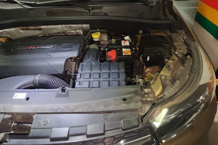 Used GAC Trumpchi GS4 2017 200T Manual Two-Wheel Drive Elite Edition Engine Bay Left