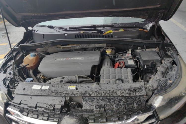 Used GAC Trumpchi GS4 2017 235T Automatic Two-Wheel Drive Luxury Smart Connectivity Version Engine Bay