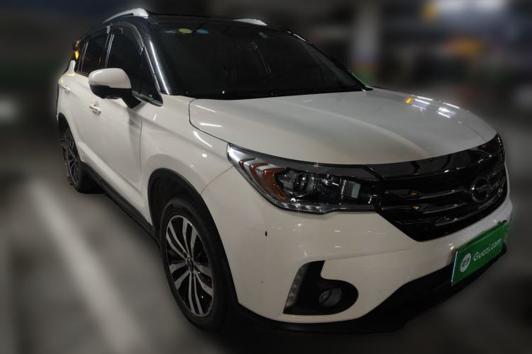 Used GAC Trumpchi GS4 2017 235T Automatic Two-Wheel Drive Luxury Smart Connectivity Version Front Right 45 Deg