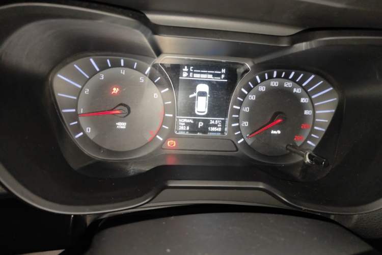 Used GAC Trumpchi GS4 2017 235T Automatic Two-Wheel Drive Luxury Smart Connectivity Version Instrument Cluster
