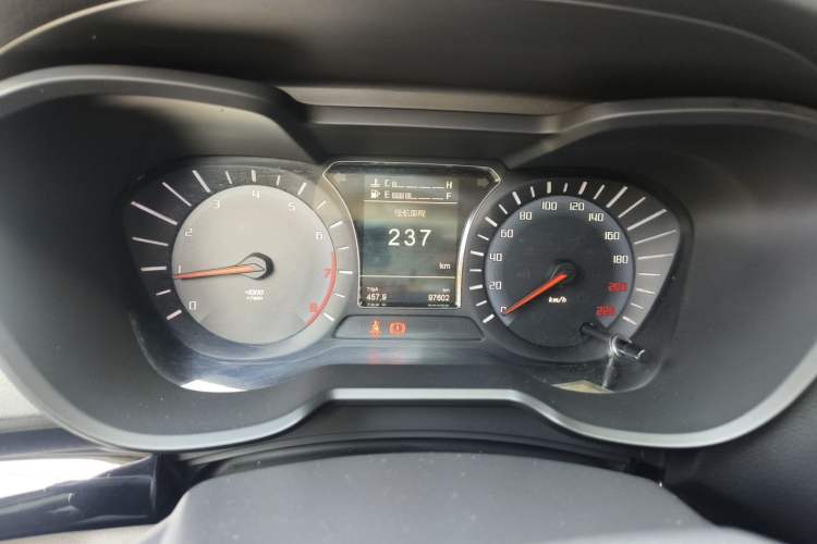 Used GAC Trumpchi GS4 2017 235T Manual Two-Wheel Drive Luxury Edition Instrument Cluster