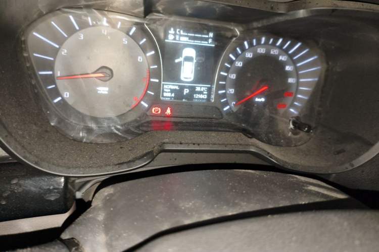 Used GAC Trumpchi GS4 2017 235T Automatic Two-Wheel Drive Luxury Smart Connectivity Version Odometer Close Up