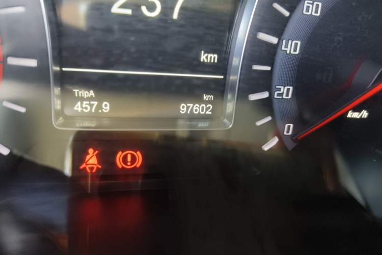 Used GAC Trumpchi GS4 2017 235T Manual Two-Wheel Drive Luxury Edition Odometer Close Up