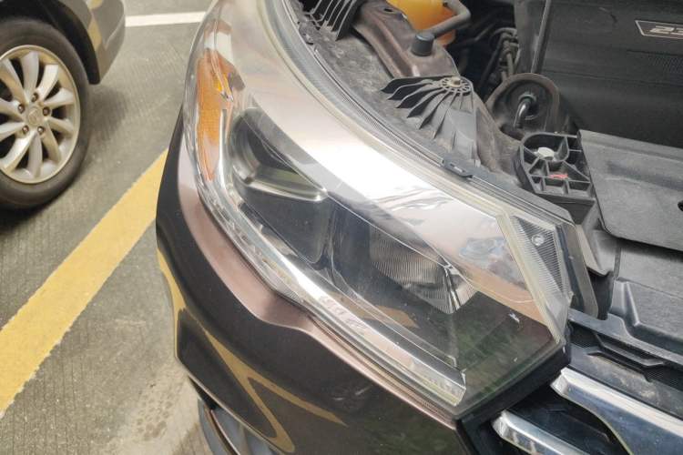 Used GAC Trumpchi GS4 2017 235T Automatic Two-Wheel Drive Elite Edition Right Front Headlight