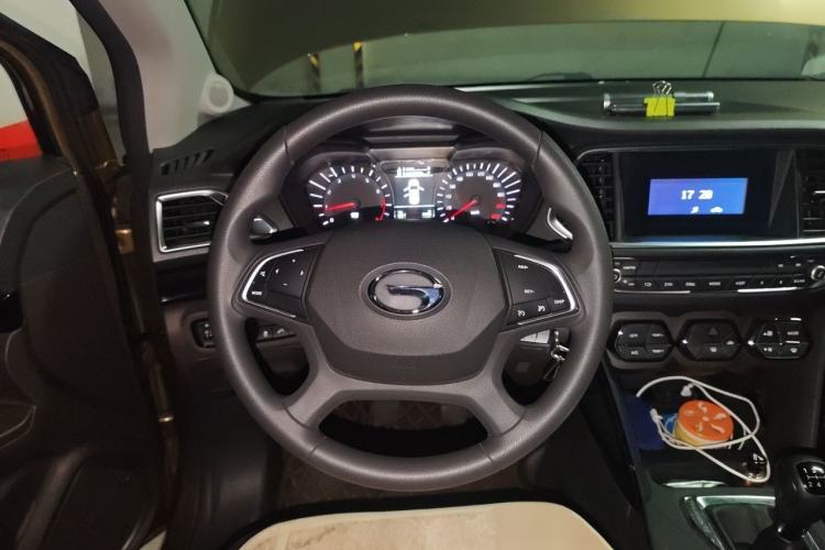 Used GAC Trumpchi GS4 2017 200T Manual Two-Wheel Drive Elite Edition Steering Wheel