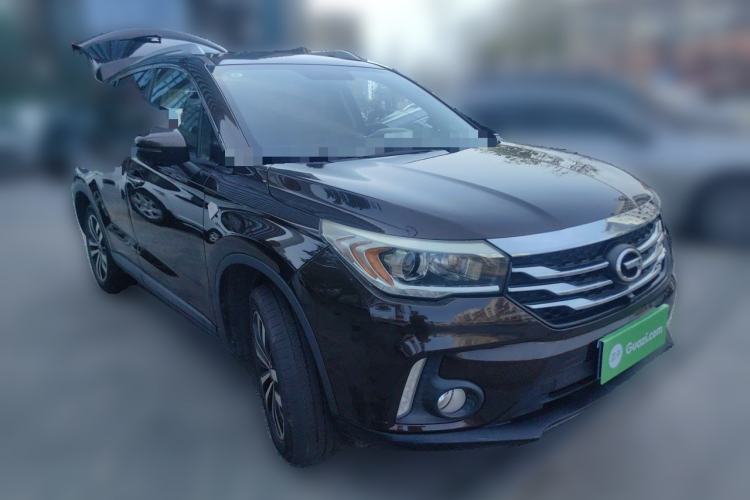 Used GAC Trumpchi GS4 2017 235T Automatic Two-Wheel Drive Luxury Smart Connectivity Version Front Right 45 Deg