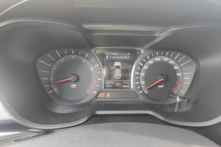 Used GAC Trumpchi GS4 2017 235T Automatic Two-Wheel Drive Luxury Smart Connectivity Version Instrument Cluster
