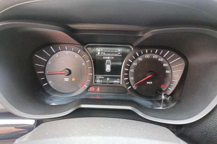 Used GAC Trumpchi GS4 2017 235T Automatic Two-Wheel Drive Elite Edition Instrument Cluster