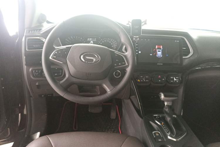 Used GAC Trumpchi GS4 2017 235T Automatic Two-Wheel Drive Elite Edition Interior 2