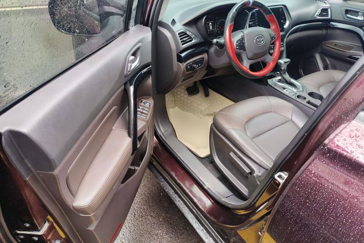 Used GAC Trumpchi GS4 2017 235T Automatic Two-Wheel Drive Elite Edition Interior 3