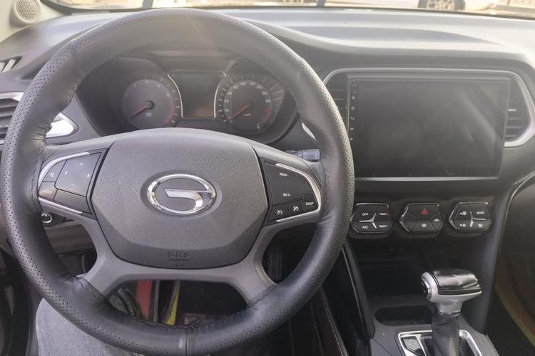Used GAC Trumpchi GS4 2017 235T Automatic Two-Wheel Drive Elite Edition Interior 3