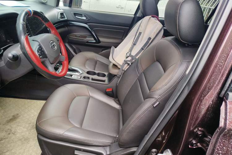Used GAC Trumpchi GS4 2017 235T Automatic Two-Wheel Drive Elite Edition Left Front Seat