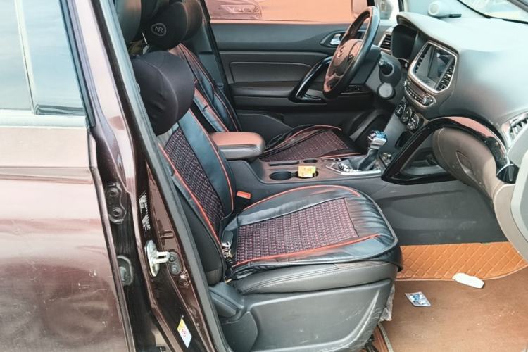 Used GAC Trumpchi GS4 2017 235T Automatic Two-Wheel Drive Elite Edition Right Front Seat