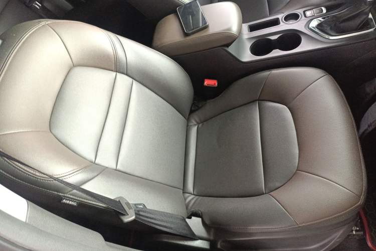 Used GAC Trumpchi GS4 2017 235T Automatic Two-Wheel Drive Elite Edition Right Front Seat