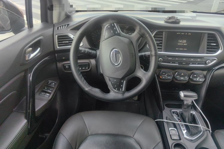 Used GAC Trumpchi GS4 2017 235T Automatic Two-Wheel Drive Luxury Smart Connectivity Version Steering Wheel