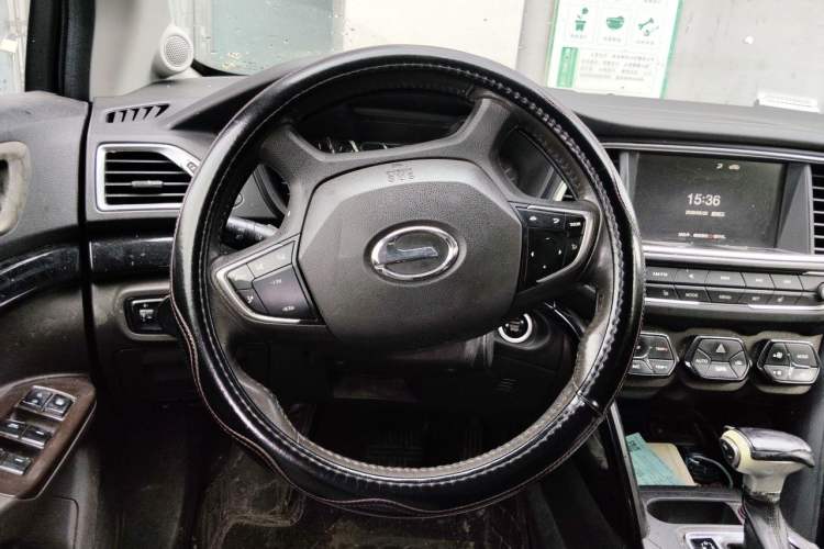 Used GAC Trumpchi GS4 2017 235T Automatic Two-Wheel Drive Luxury Smart Connectivity Version Steering Wheel