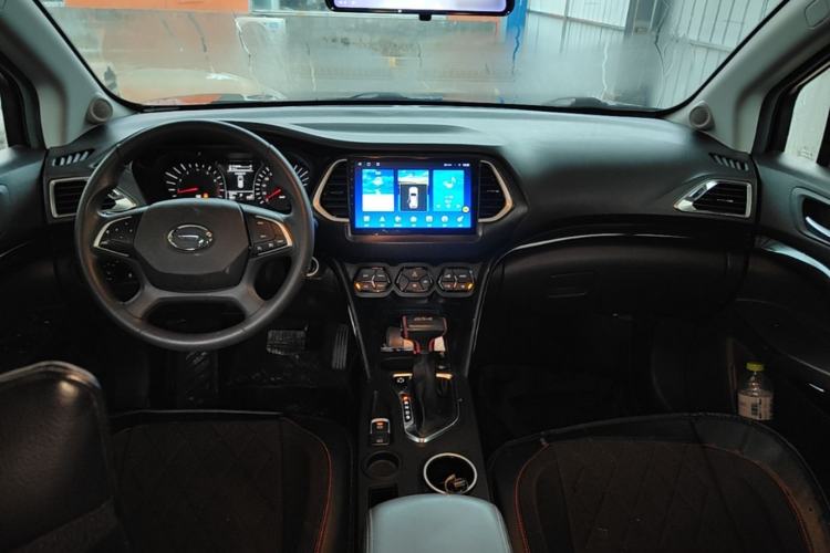 Used GAC Trumpchi GS4 2017 235T Automatic Two-Wheel Drive Elite Edition Center Console