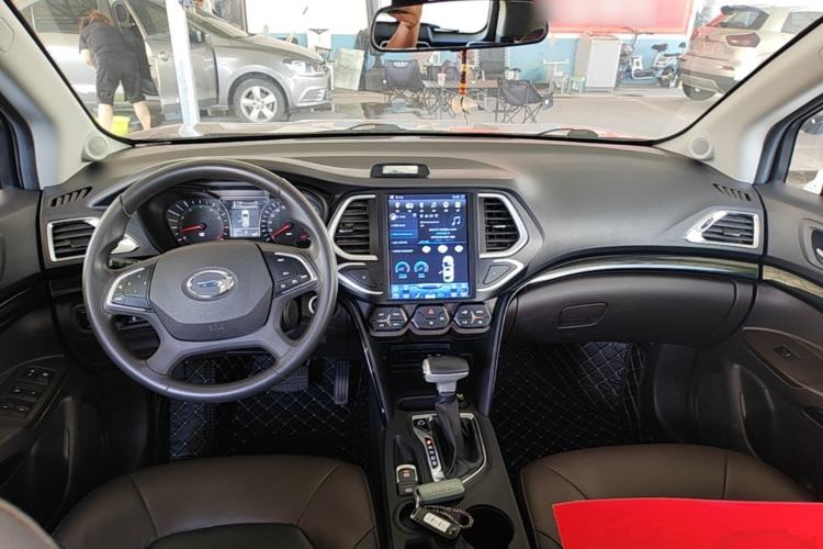 Used GAC Trumpchi GS4 2017 235T Automatic Two-Wheel Drive Elite Edition Center Console