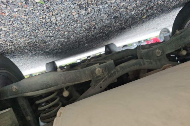 Used GAC Trumpchi GS4 2017 235T Automatic Two-Wheel Drive Elite Edition Chassis Rear