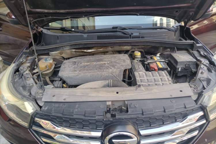 Used GAC Trumpchi GS4 2017 235T Manual Two-Wheel Drive Luxury Edition Engine Bay