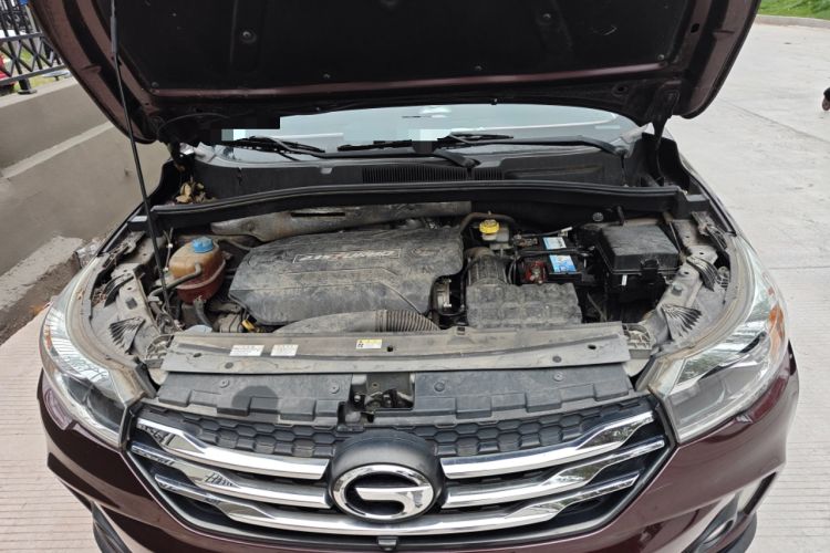 Used GAC Trumpchi GS4 2017 235T Automatic Two-Wheel Drive Luxury Smart Connectivity Version Engine Bay