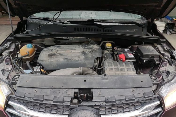 Used GAC Trumpchi GS4 2017 235T Automatic Two-Wheel Drive Luxury Smart Connectivity Version Engine Bay