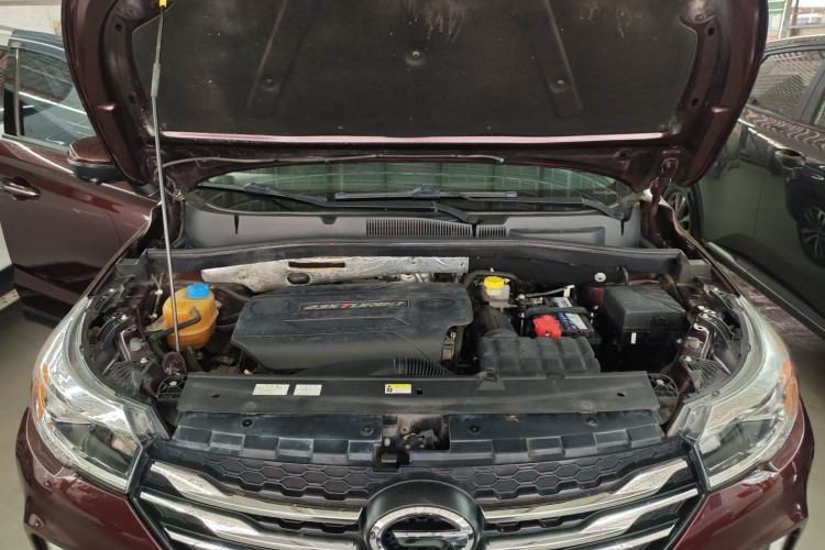 Used GAC Trumpchi GS4 2017 235T Automatic Two-Wheel Drive Luxury Smart Connectivity Version Engine Bay