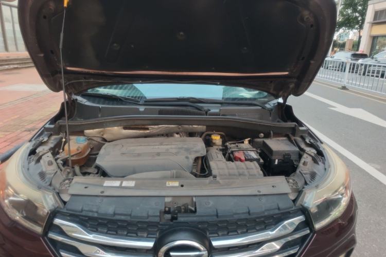 Used GAC Trumpchi GS4 2017 235T Automatic Two-Wheel Drive Luxury Smart Connectivity Version Engine Bay