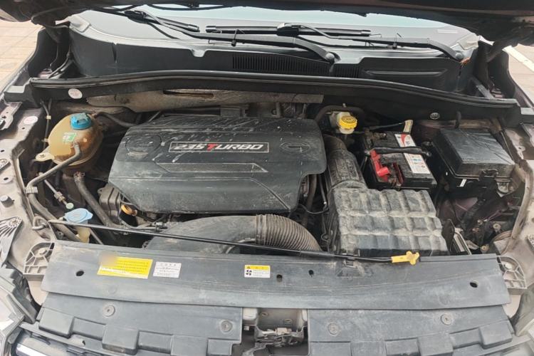 Used GAC Trumpchi GS4 2017 235T Automatic Two-Wheel Drive Luxury Smart Connectivity Version Engine Bay