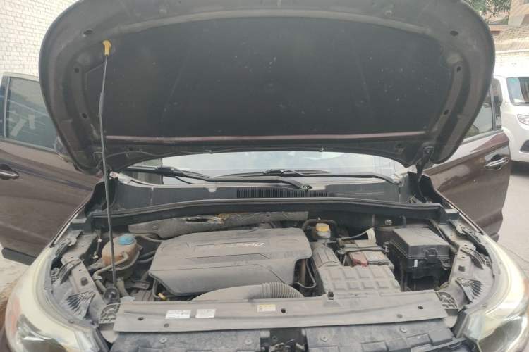 Used GAC Trumpchi GS4 2017 235T G-DCT Two-Wheel Drive Luxury Edition Engine Bay