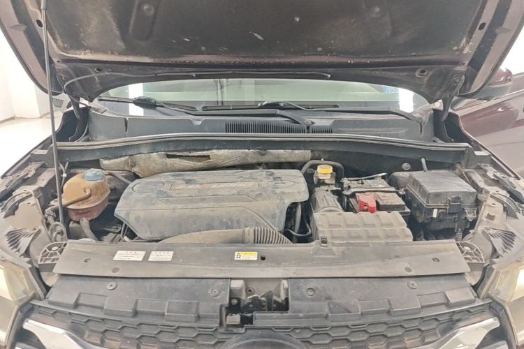 Used GAC Trumpchi GS4 2017 235T Automatic Two-Wheel Drive Luxury Smart Connectivity Version Engine Bay