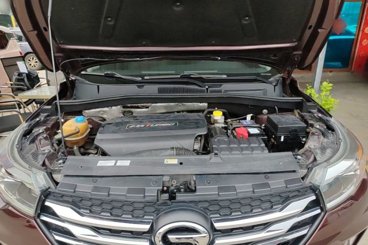 Used GAC Trumpchi GS4 2017 235T Automatic Two-Wheel Drive Luxury Smart Connectivity Version Engine Bay