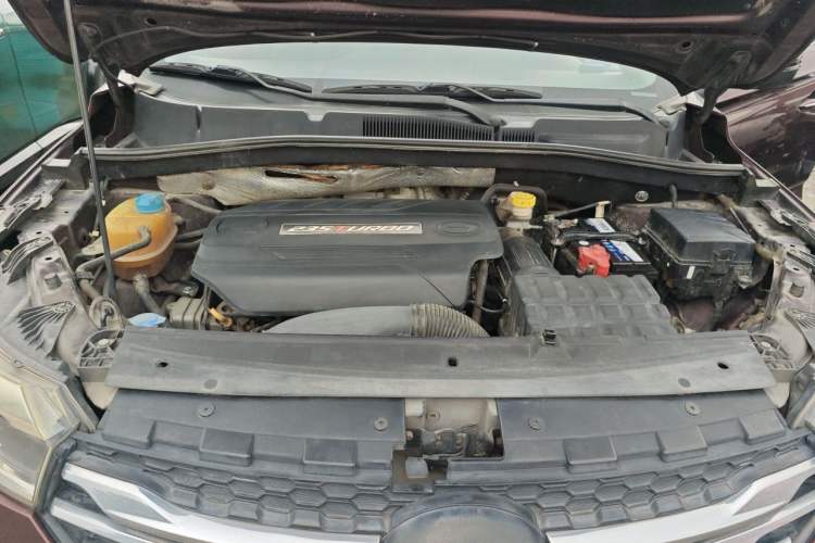 Used GAC Trumpchi GS4 2017 235T Automatic Two-Wheel Drive Elite Edition Engine Bay