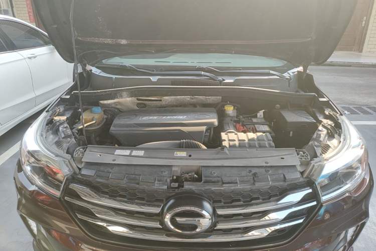 Used GAC Trumpchi GS4 2017 235T Automatic Two-Wheel Drive Elite Edition Engine Bay