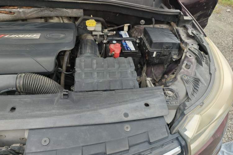 Used GAC Trumpchi GS4 2017 235T Automatic Two-Wheel Drive Elite Edition Engine Bay Left