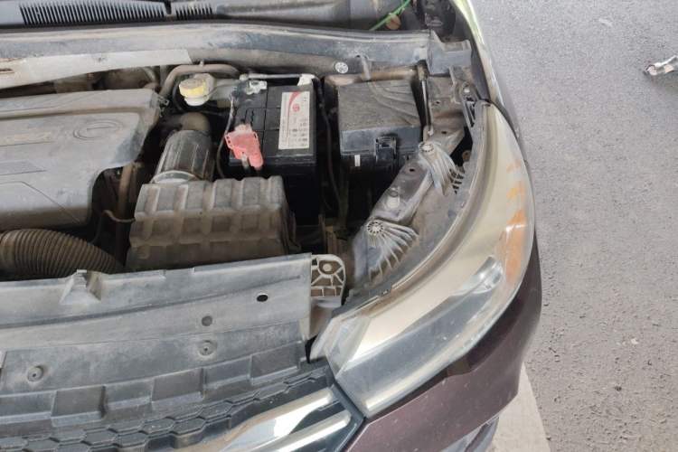 Used GAC Trumpchi GS4 2017 235T Automatic Two-Wheel Drive Elite Edition Engine Bay Left