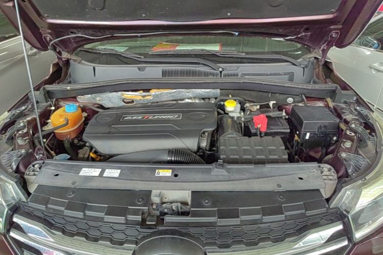 Used GAC Trumpchi GS4 2017 235T Automatic Two-Wheel Drive Luxury Smart Connectivity Version Engine Bay