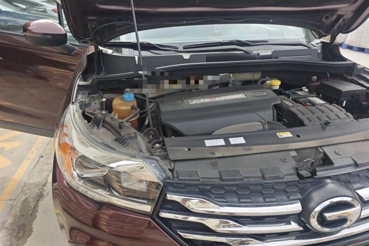 Used GAC Trumpchi GS4 2017 235T G-DCT Two-Wheel Drive Luxury Edition Engine Bay Right