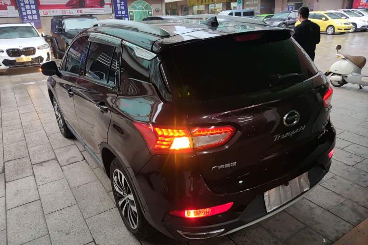 Used GAC Trumpchi GS4 2017 235T Automatic Two-Wheel Drive Luxury Smart Connectivity Version Exterior 2