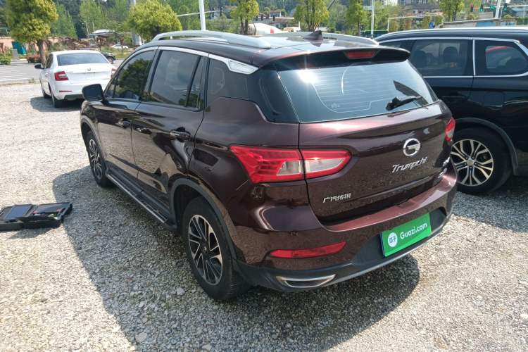 Used GAC Trumpchi GS4 2017 200T G-DCT Two-Wheel Drive Elite Edition Exterior 2
