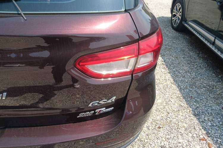 Used GAC Trumpchi GS4 2017 200T G-DCT Two-Wheel Drive Elite Edition Exterior 3