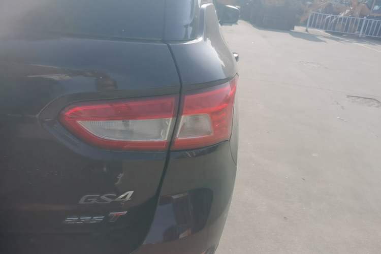 Used GAC Trumpchi GS4 2017 235T Automatic Two-Wheel Drive Elite Edition Exterior 3