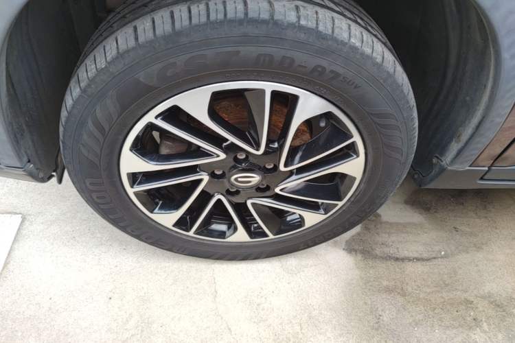 Used GAC Trumpchi GS4 2017 235T Automatic Two-Wheel Drive Elite Edition Exterior 4
